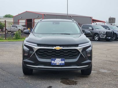 Used 2025 Chevrolet Trax LT