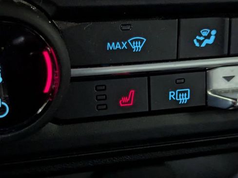 Used 2022 Ford Bronco Everglades image 15