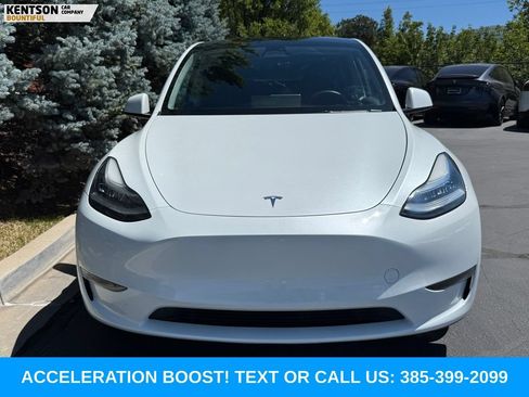 Used 2023 Tesla Model Y Long Range AWD/4WD image 2