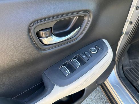 Used 2024 Honda HR-V EX-L image 14