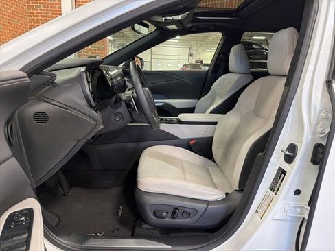 Used 2023 Lexus RX 350 Premium image 13