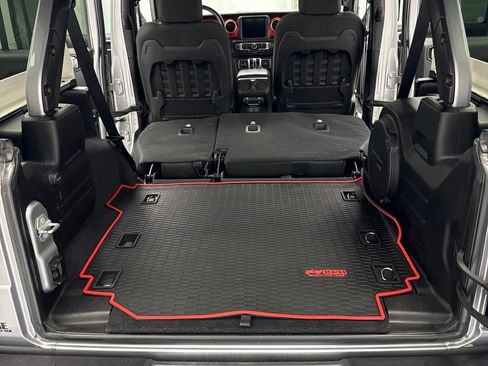 Used 2021 Jeep Wrangler Unlimited Rubicon w/ Uconnect 4C Nav & Sound Group AWD/4WD image 41