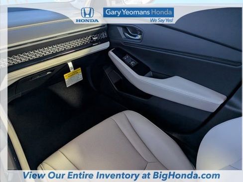 Used 2026 Honda Accord Touring image 15