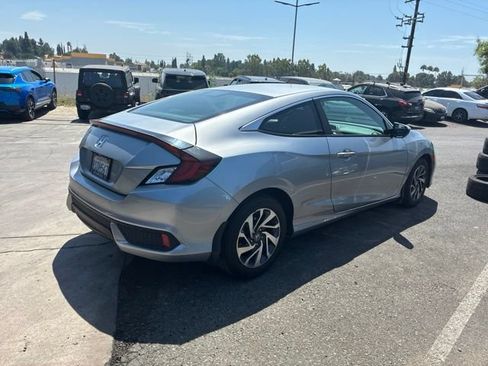 Used 2020 Honda Civic LX image 3