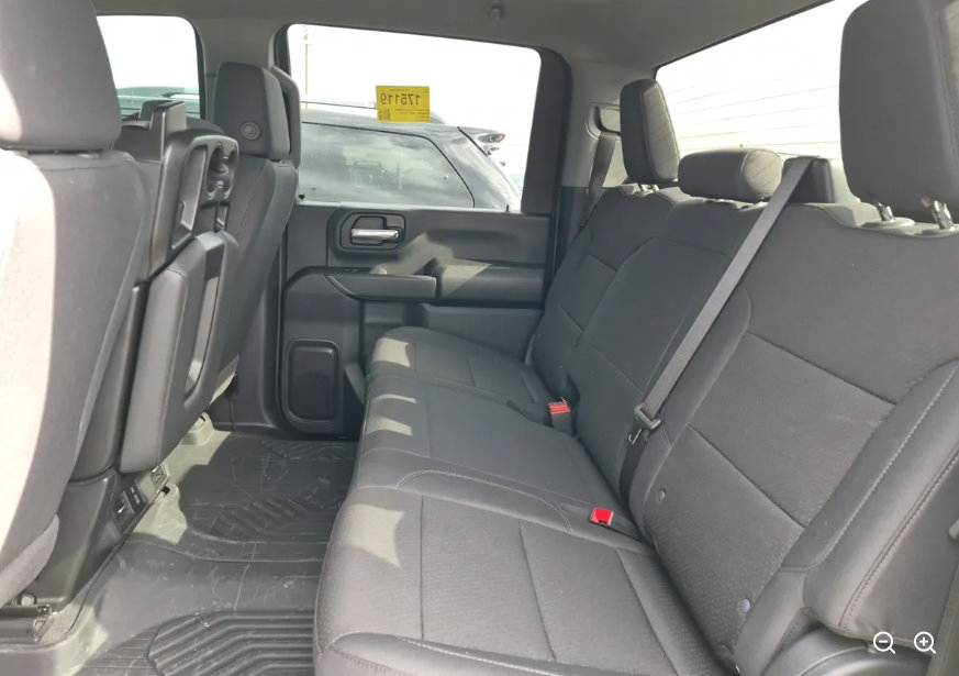 Used 2025 Chevrolet Silverado 3500 W/T RWD image 8