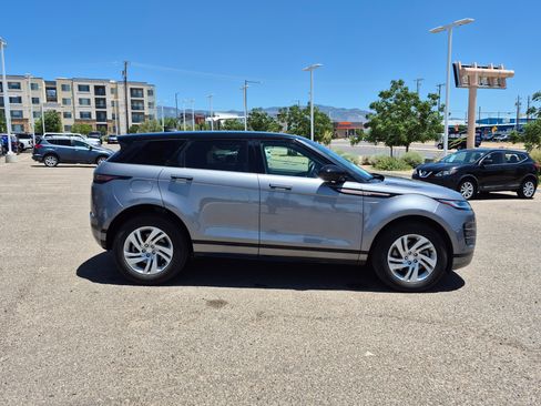 Used 2023 Land Rover Range Rover Evoque R-Dynamic S AWD/4WD image 6