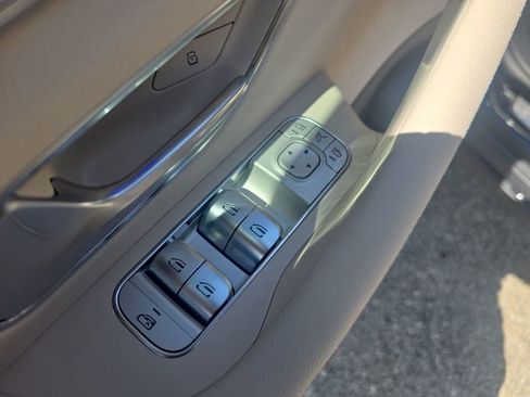 New 2026 Mercedes-Benz GLE 350 4MATIC image 11