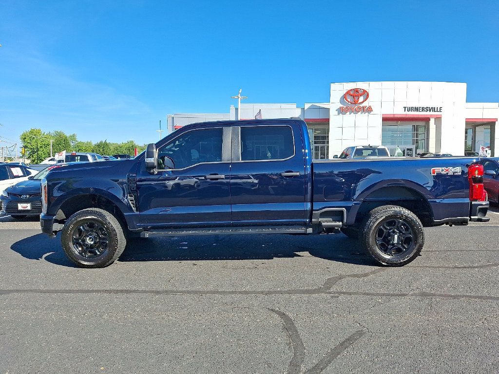 Used 2025 Ford F250 XL w/ STX Appearance Package AWD/4WD image 7