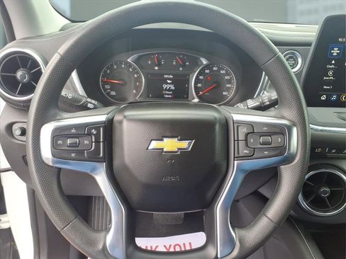 Used 2025 Chevrolet Blazer LT AWD/4WD image 10