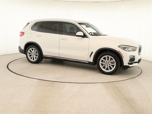 Used 2020 BMW X5 sDrive40i w/ Premium Package image 9