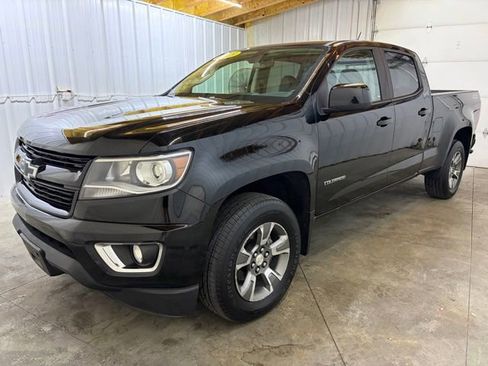 Used 2018 Chevrolet Colorado Z71 AWD/4WD image 3