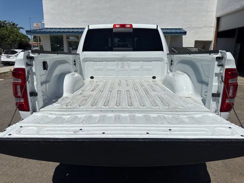 Used 2024 RAM 2500 Laramie AWD/4WD image 23