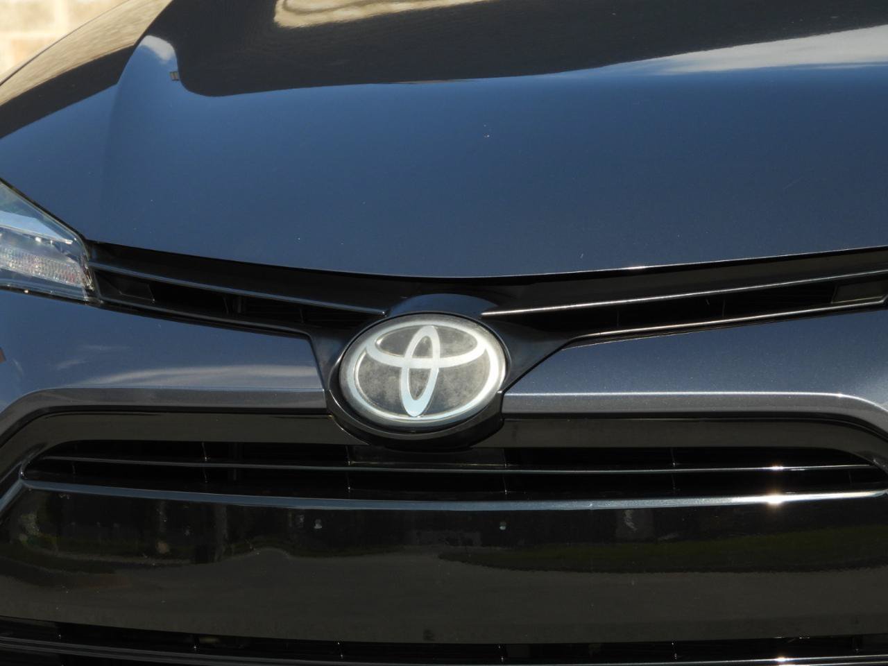 Used 2019 Toyota Corolla LE FWD image 4
