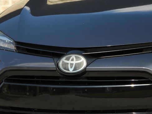 Used 2019 Toyota Corolla LE FWD image 4