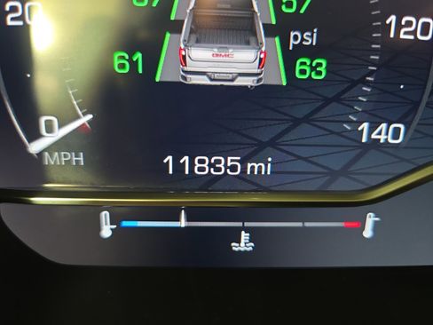 Certified 2024 GMC Sierra 2500 Denali image 18