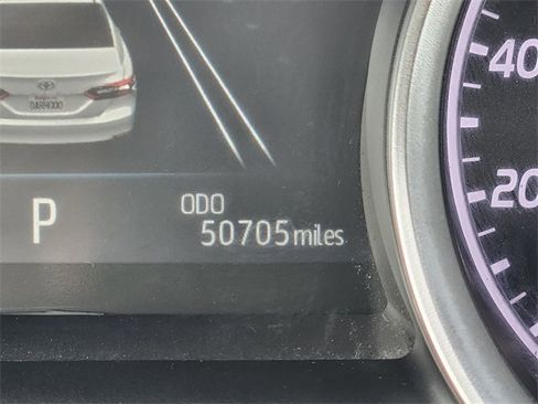 Used 2023 Toyota Camry LE image 20