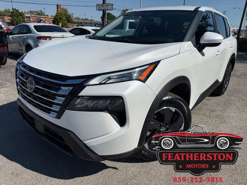 Used 2024 Nissan Rogue SV AWD/4WD image 1