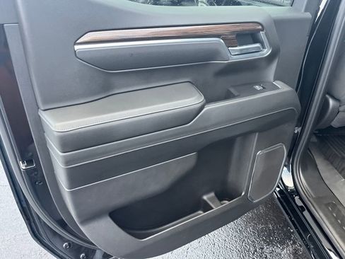 Used 2025 Chevrolet Silverado 1500 RST image 21