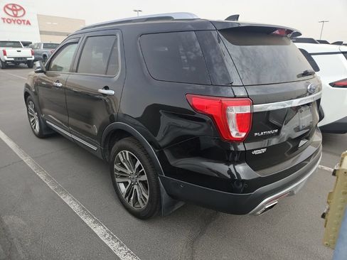 Used 2016 Ford Explorer Platinum AWD/4WD image 2