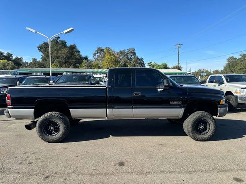 Used 2001 Dodge Ram 2500 Truck 4x4 Quad Cab image 2