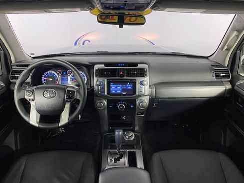 Certified 2019 Toyota 4Runner SR5 AWD/4WD image 12