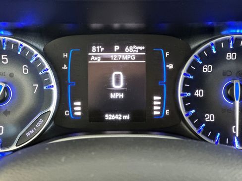 Used 2023 Chrysler Voyager LX image 24