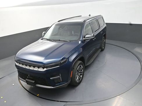 New 2026 Jeep Grand Wagoneer 4WD image 13