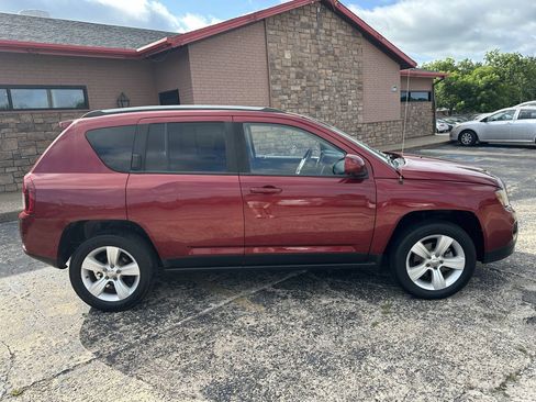 Used 2016 Jeep Compass Latitude AWD/4WD image 10