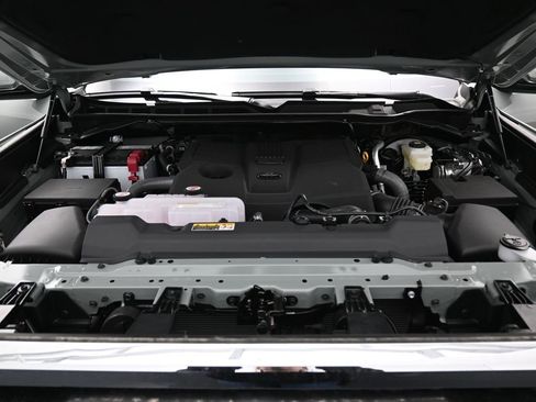 New 2026 Toyota Tundra SR5 AWD/4WD image 15