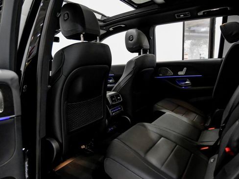 Used 2024 Mercedes-Benz GLS 450 4MATIC image 35