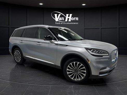 Used 2023 Lincoln Aviator AWD w/ Premium Package image 1