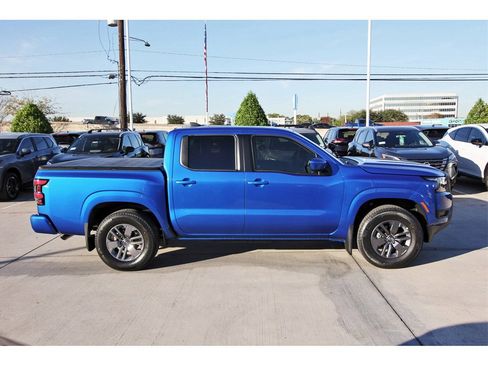 New 2026 Nissan Frontier SV image 5