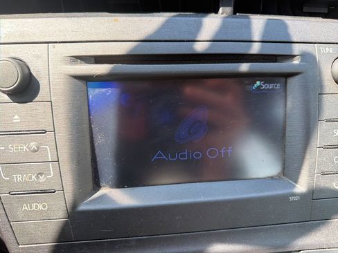 Used 2012 Toyota Prius Two FWD image 8