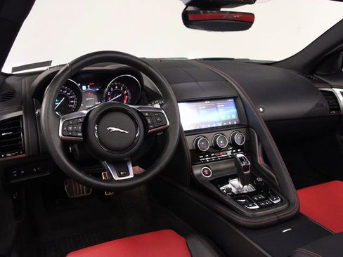 Used 2020 Jaguar F-TYPE R image 2