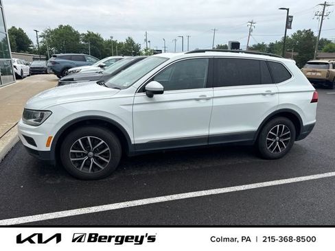 Used 2021 Volkswagen Tiguan SE FWD image 4