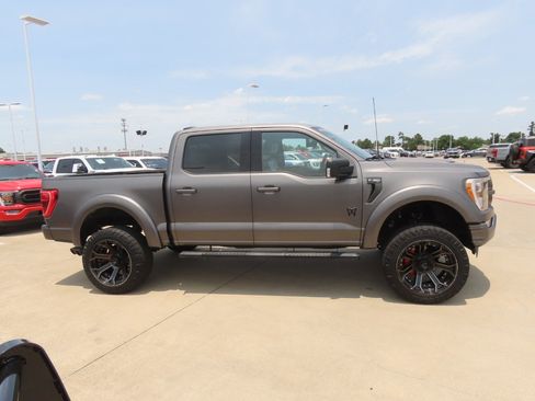 Used 2021 Ford F150 XLT w/ Equipment Group 302A High AWD/4WD image 10