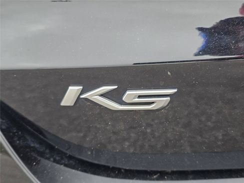 Used 2022 Kia K5 LXS FWD image 9