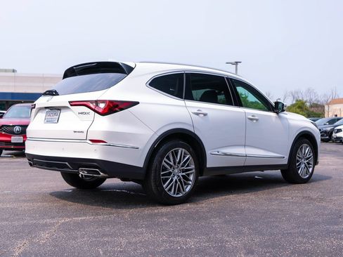 Certified 2024 Acura MDX SH-AWD w/ Advance Package image 12
