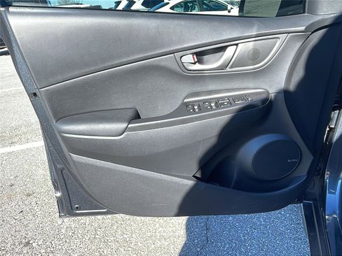 Used 2021 Hyundai Kona Limited image 20