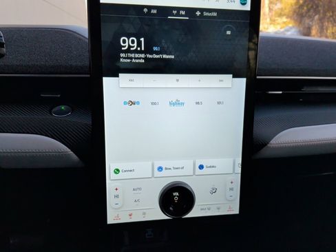 Certified 2023 Ford Mustang Mach-E Premium image 23