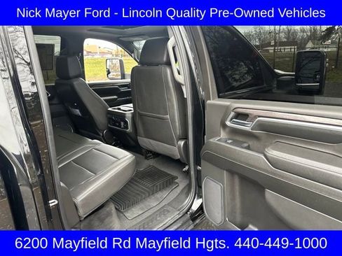 Used 2024 Chevrolet Silverado 3500 LTZ w/ LTZ Convenience Package image 32