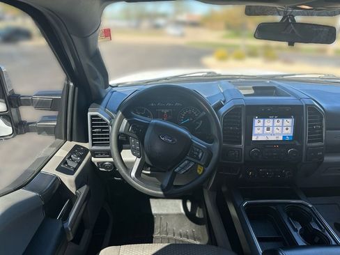 Used 2019 Ford F350 XLT w/ XLT Premium Package AWD/4WD image 11