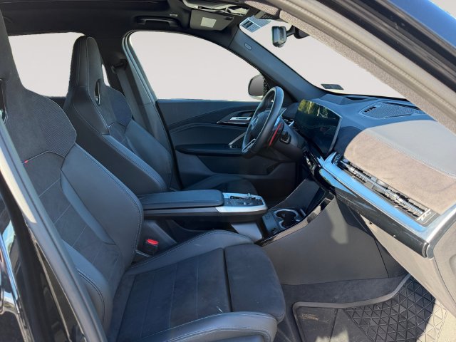 Used 2026 BMW X1 M35i w/ Technology Package AWD/4WD image 15