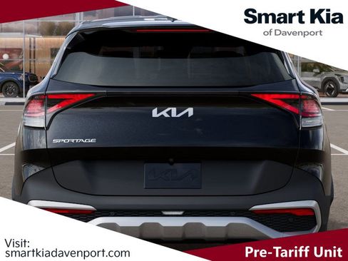 New 2025 Kia Sportage LX image 14
