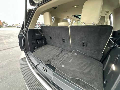 Used 2018 Ford Expedition Platinum image 35