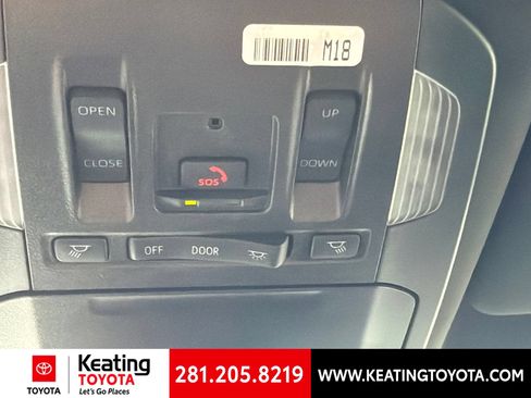 Used 2025 Toyota Highlander XSE AWD/4WD image 22