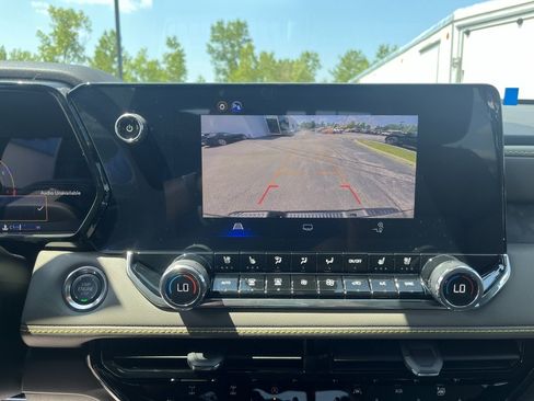 New 2025 Chevrolet Colorado ZR2 image 17