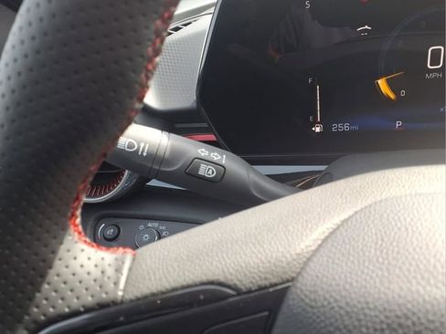 New 2026 Chevrolet Trax RS image 19