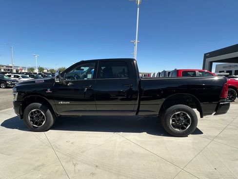 New 2025 RAM 2500 Laramie w/ Towing Technology Group AWD/4WD image 3