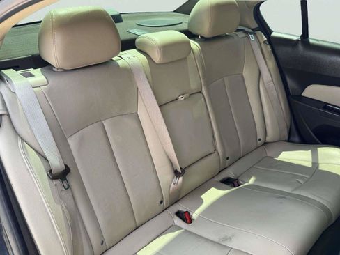 Used 2011 Chevrolet Cruze LTZ FWD image 48